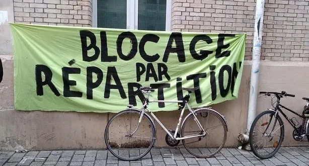 Classes-En-Lutte. Une détermination sans faille. Mercredi 29 janvier toutes et tous dans la rue, en grève... Et jeudi, on continue